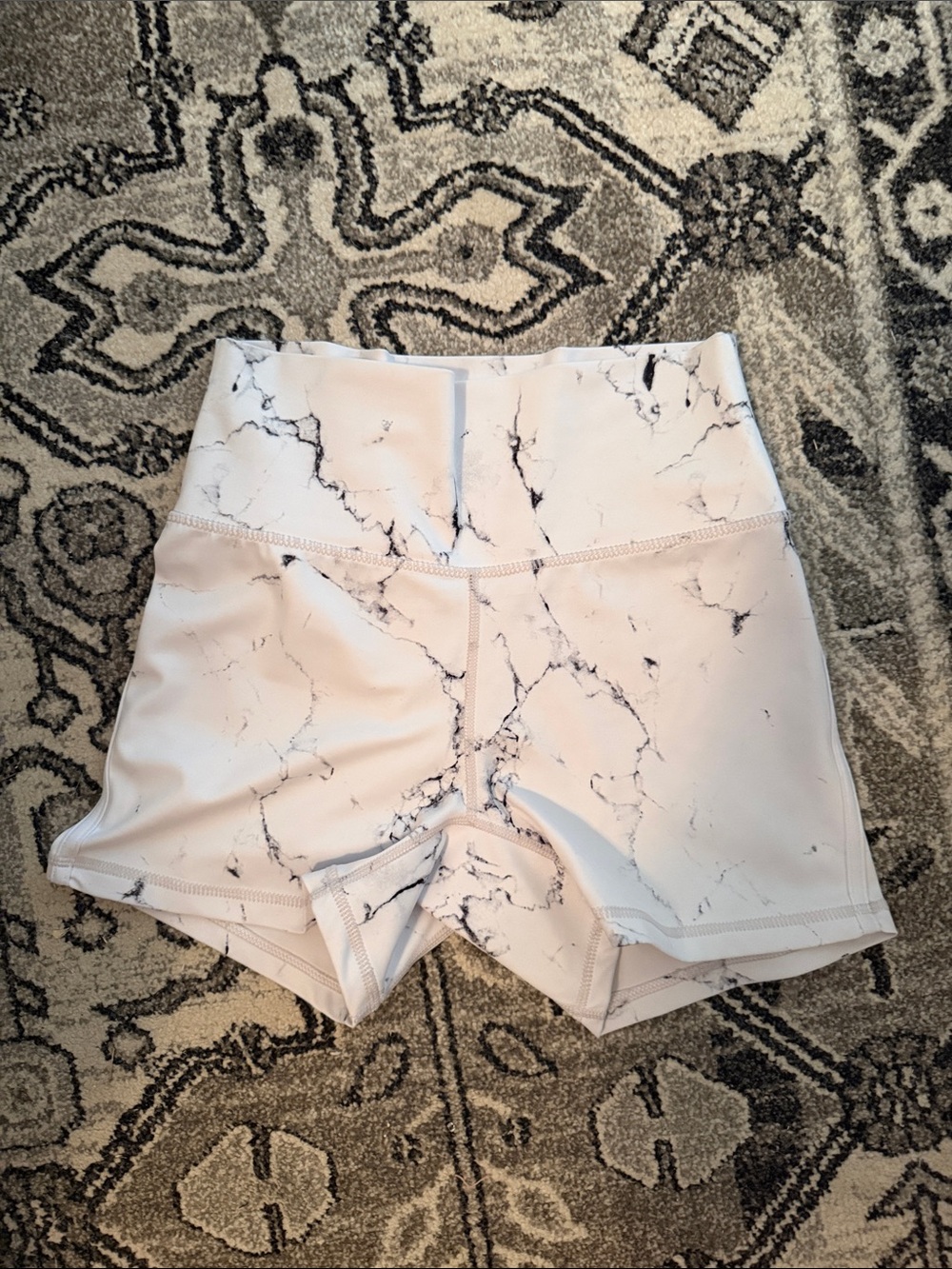 High-Waist Marble Print Women’s Active Shorts - White Buff Bunny